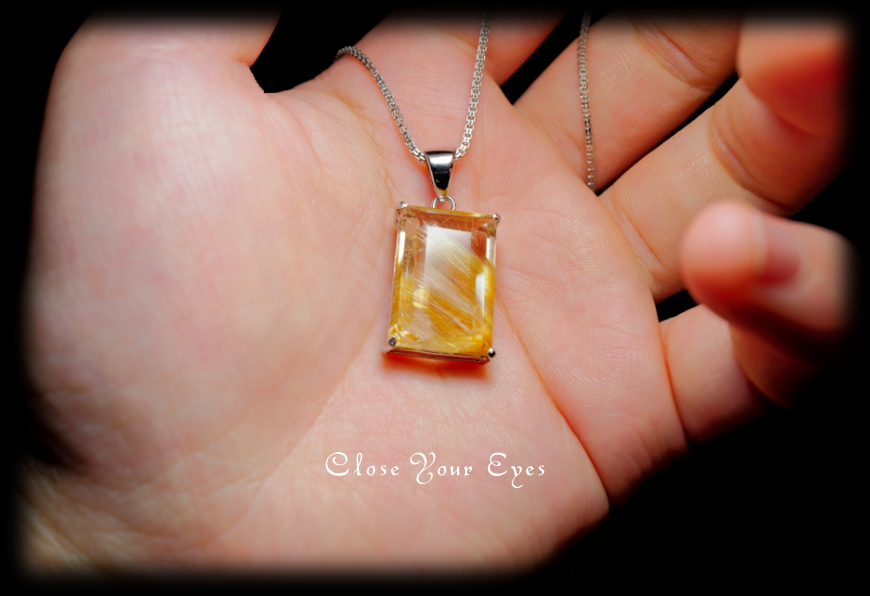 シルバーペンダント 120 金のルチルクォーツ